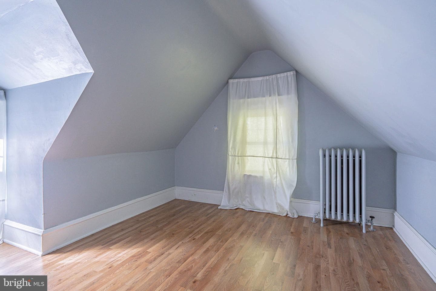 451 E Broad Street photo 45