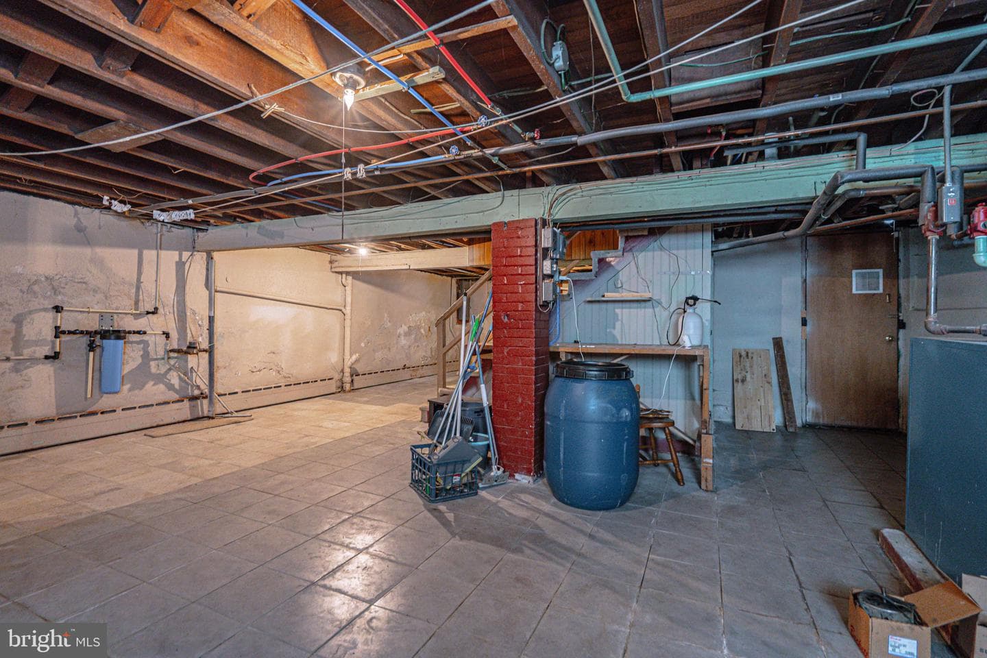 451 E Broad Street photo 54