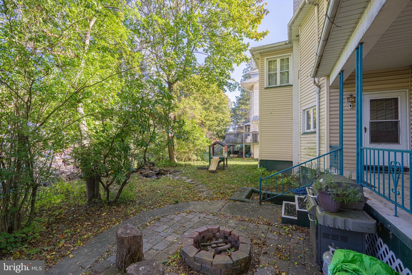 451 E Broad Street photo 59
