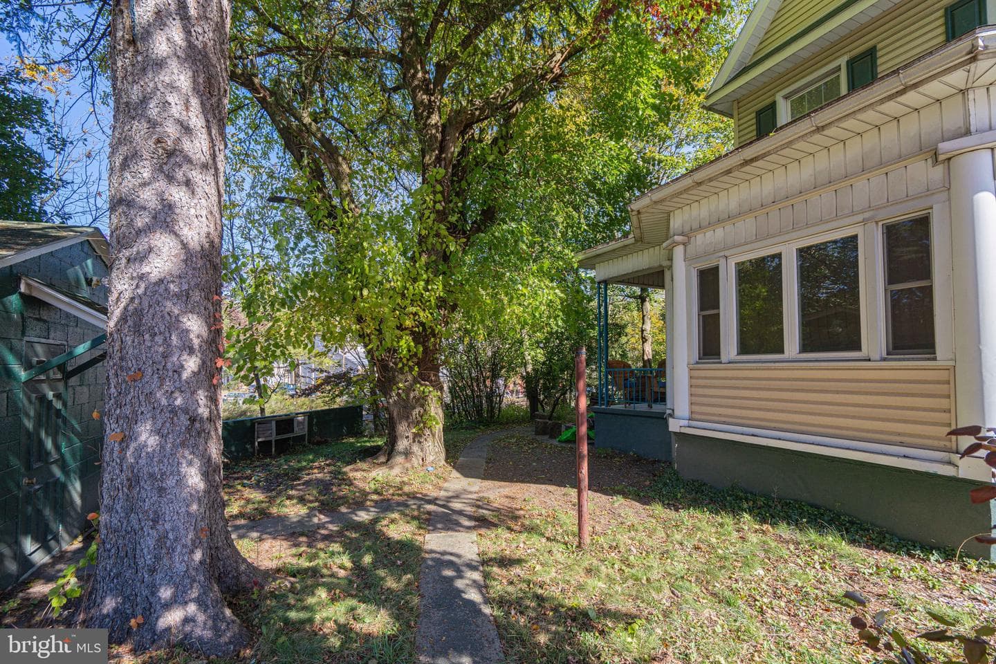 451 E Broad Street photo 65