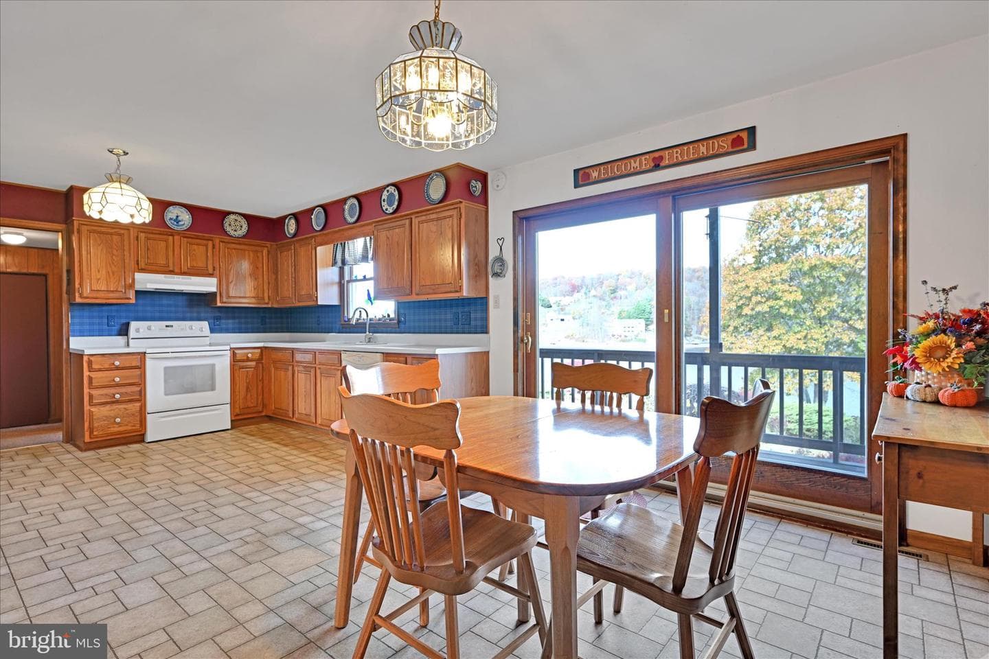 831 Cayuga Cove photo 13
