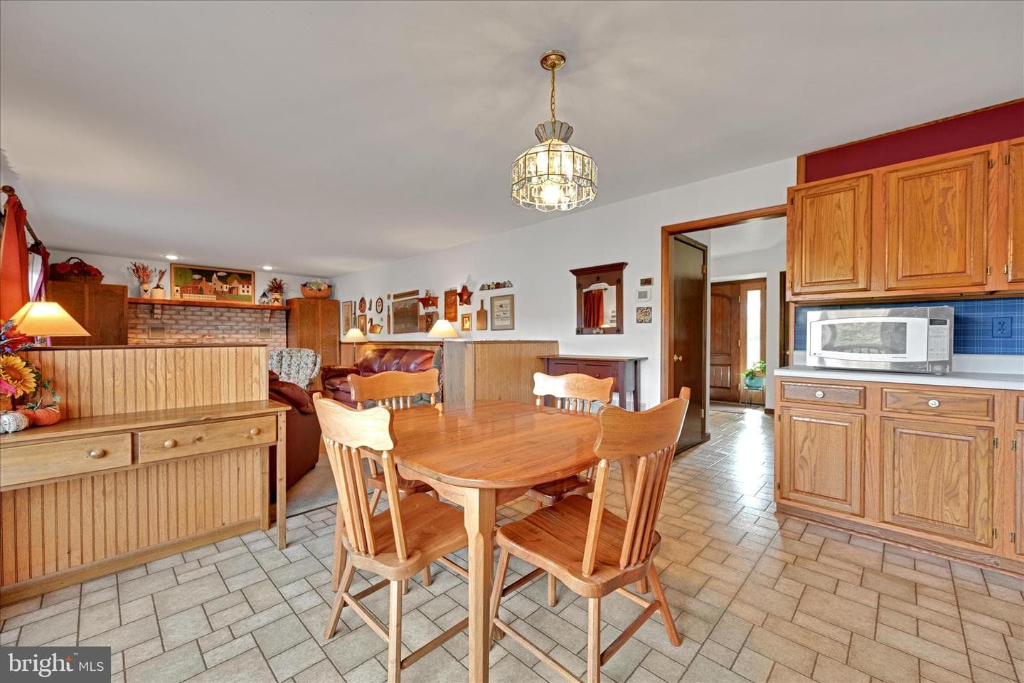 831 Cayuga Cove photo 14