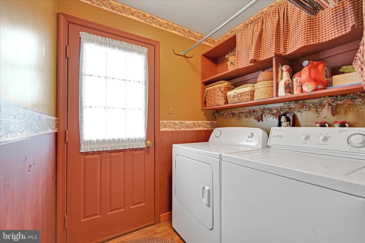 831 Cayuga Cove photo 28