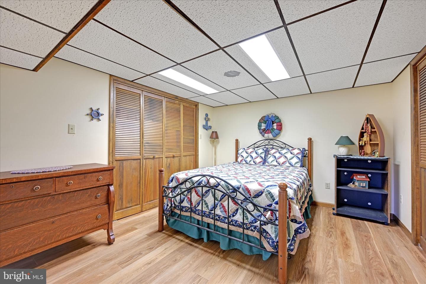 831 Cayuga Cove photo 32