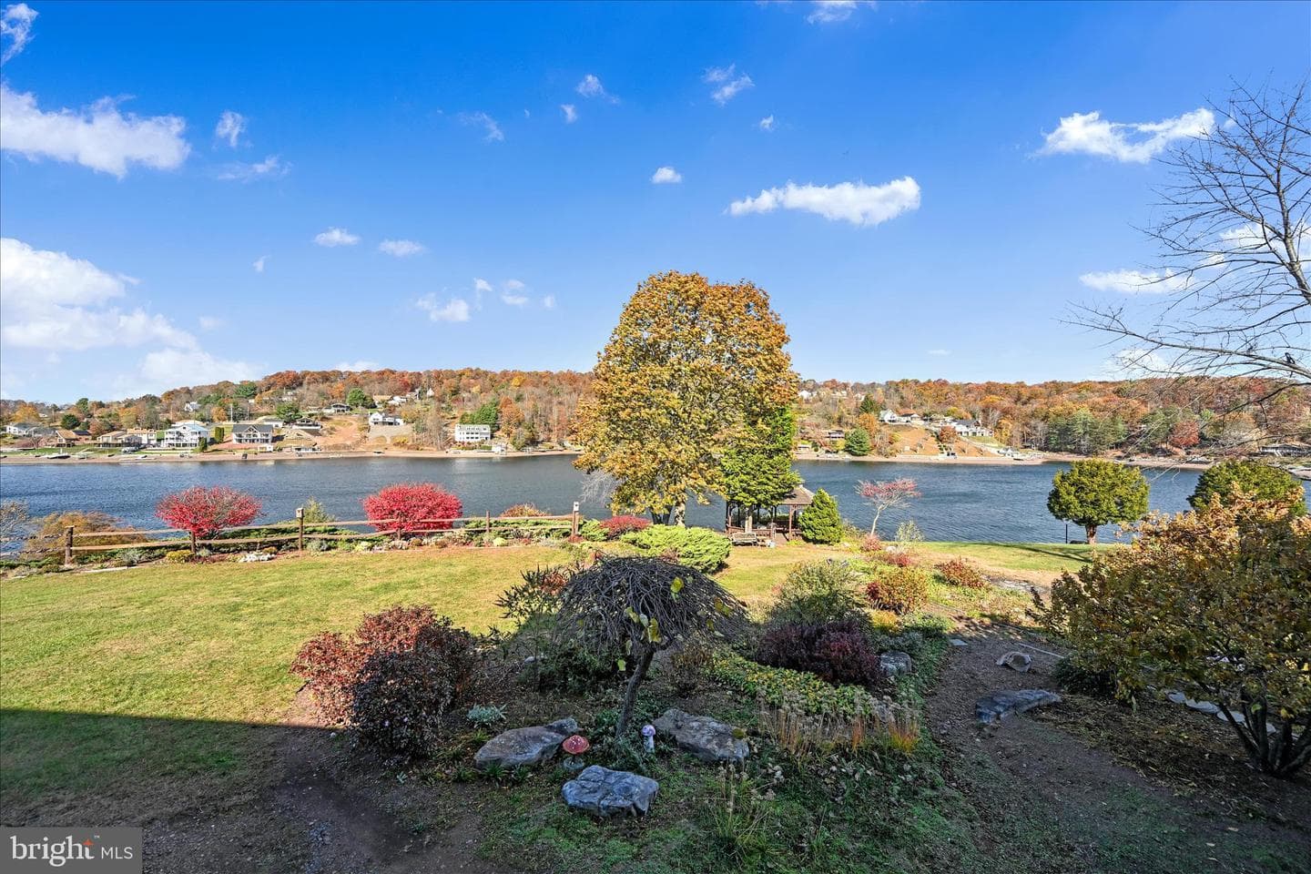 831 Cayuga Cove photo 34