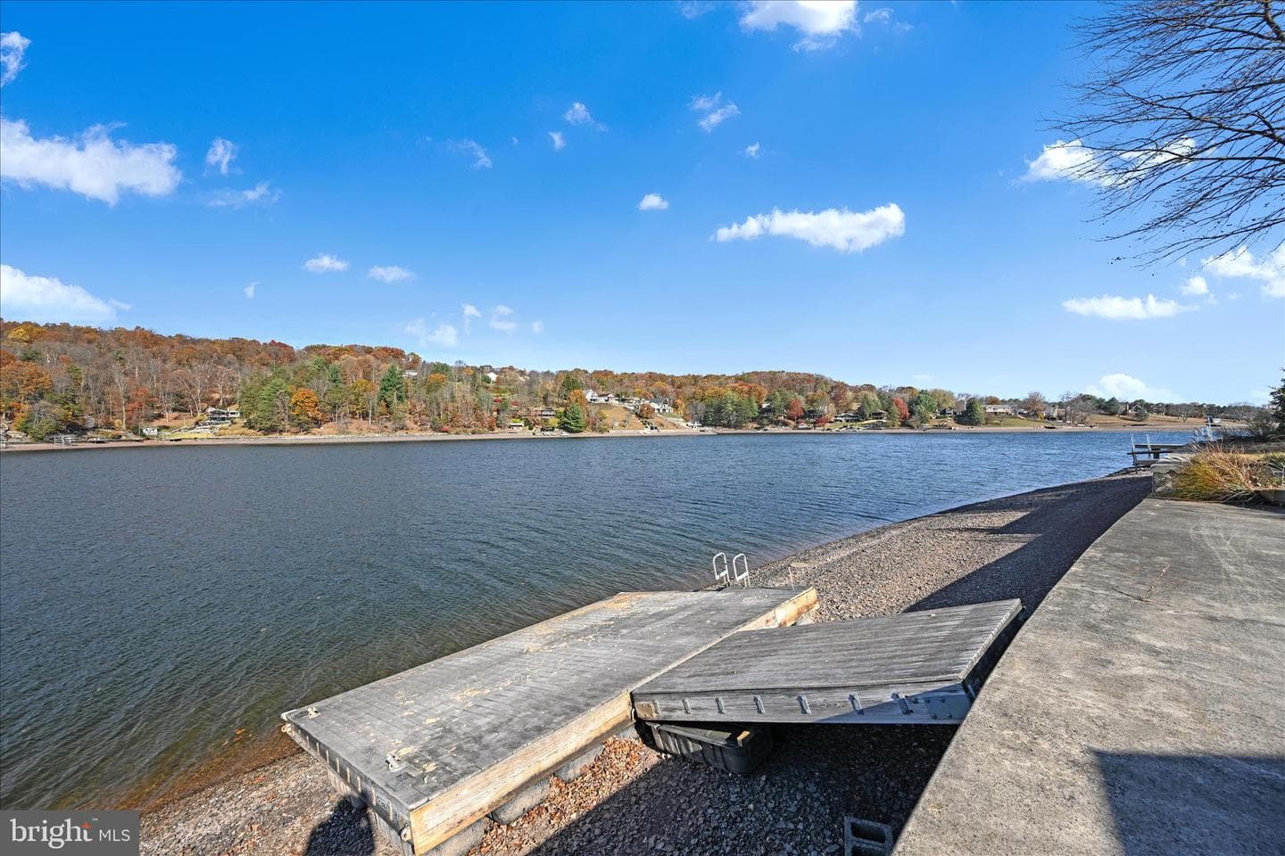 831 Cayuga Cove photo 37