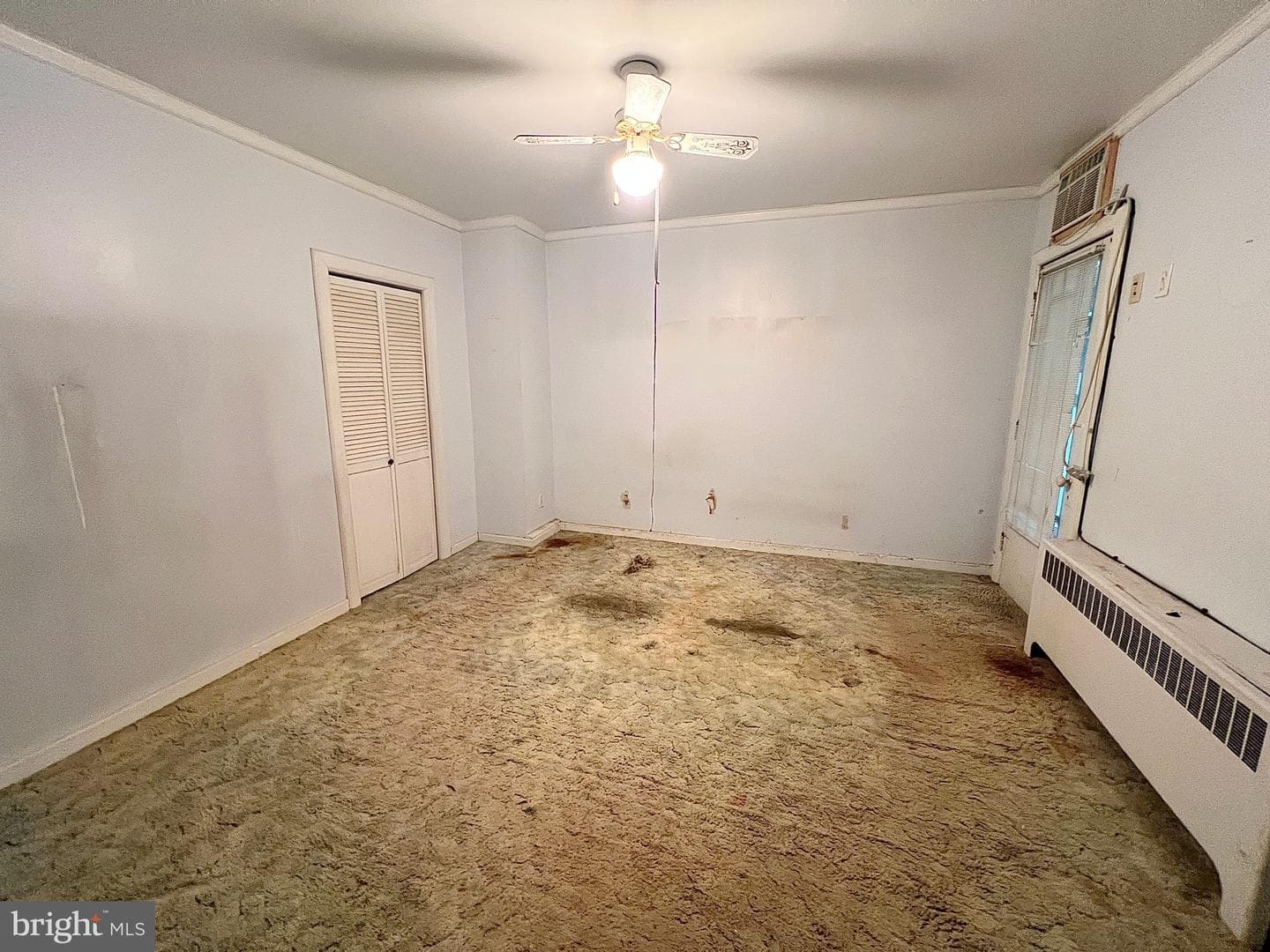 323 N Hobart Street photo 28
