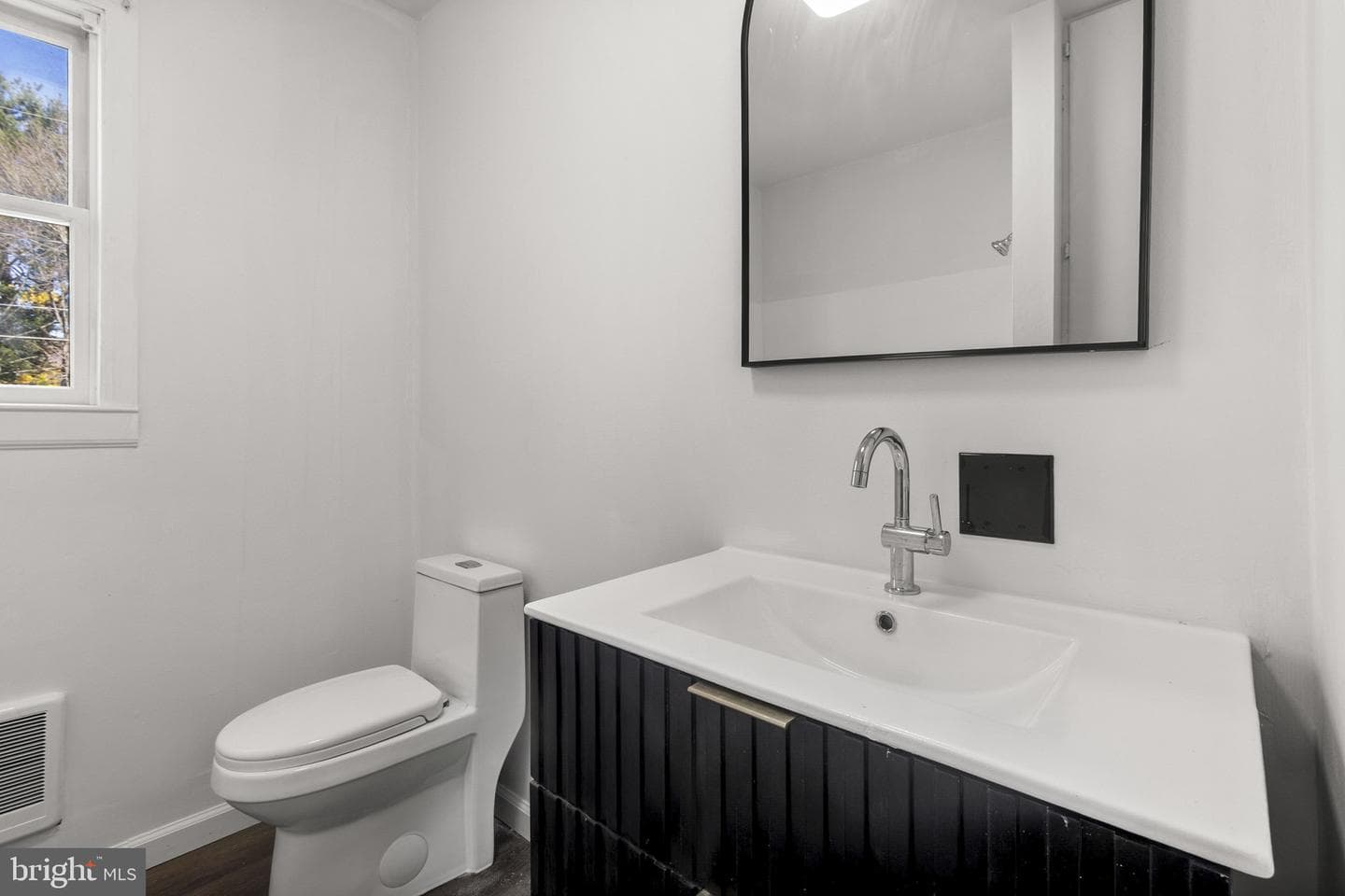 266 Mahanoy Street photo 23