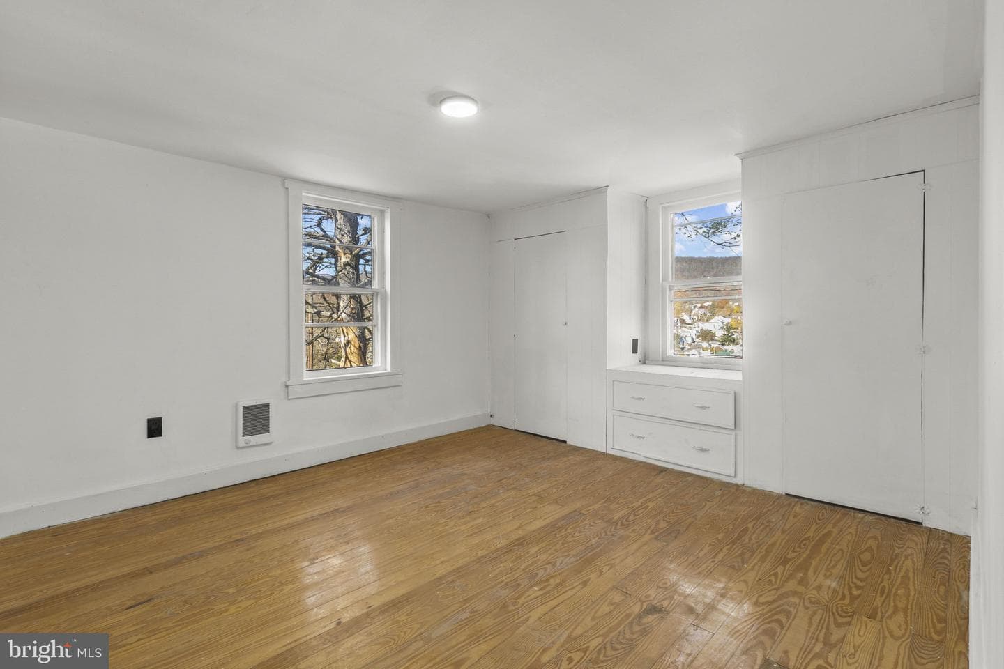 266 Mahanoy Street photo 28