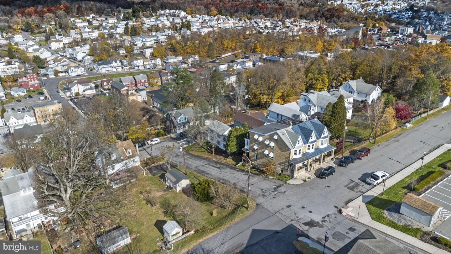 266 Mahanoy Street photo 46