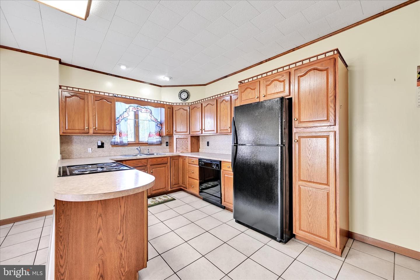 283 S Tulpehocken Street photo 11