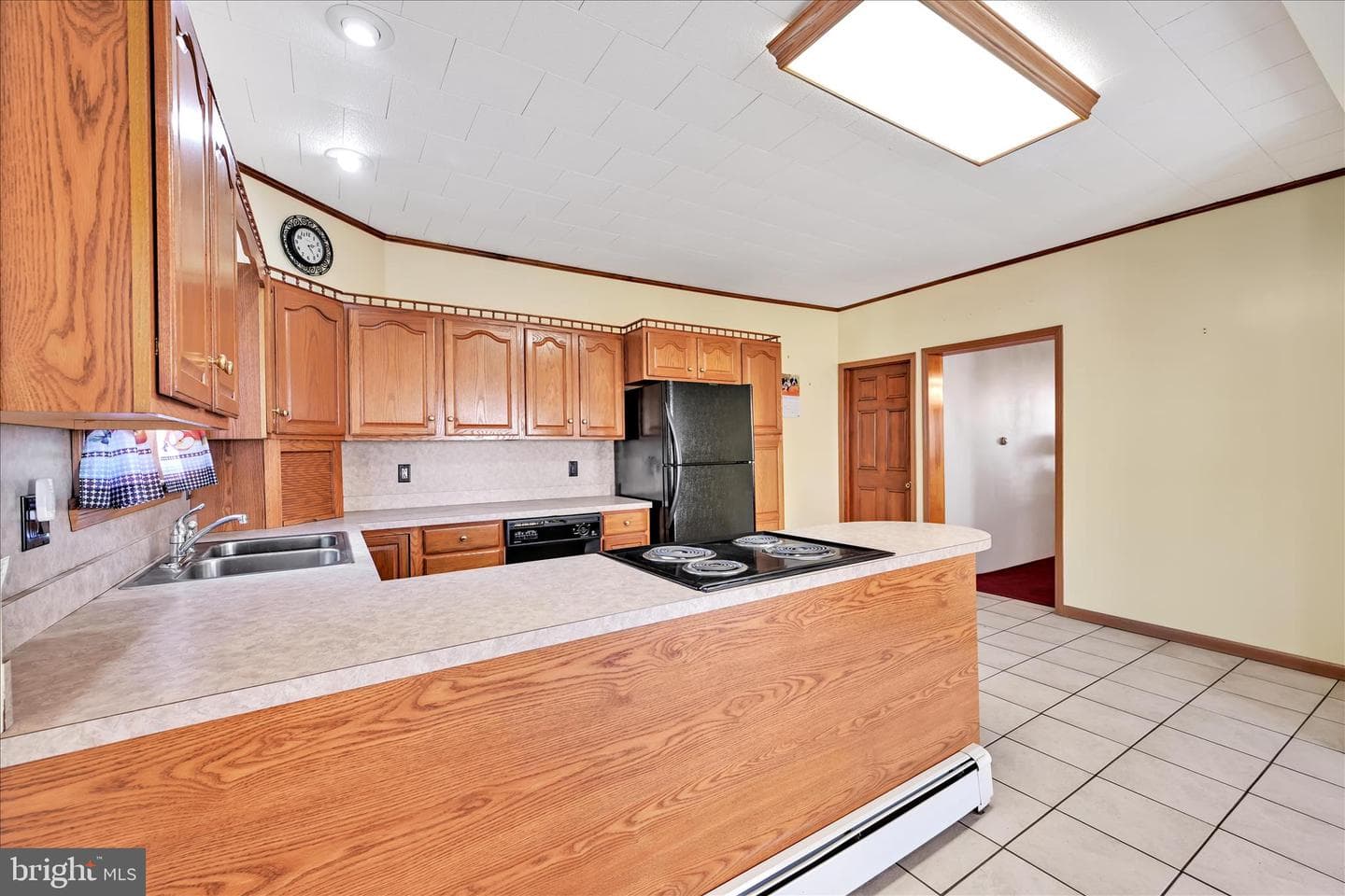 283 S Tulpehocken Street photo 12