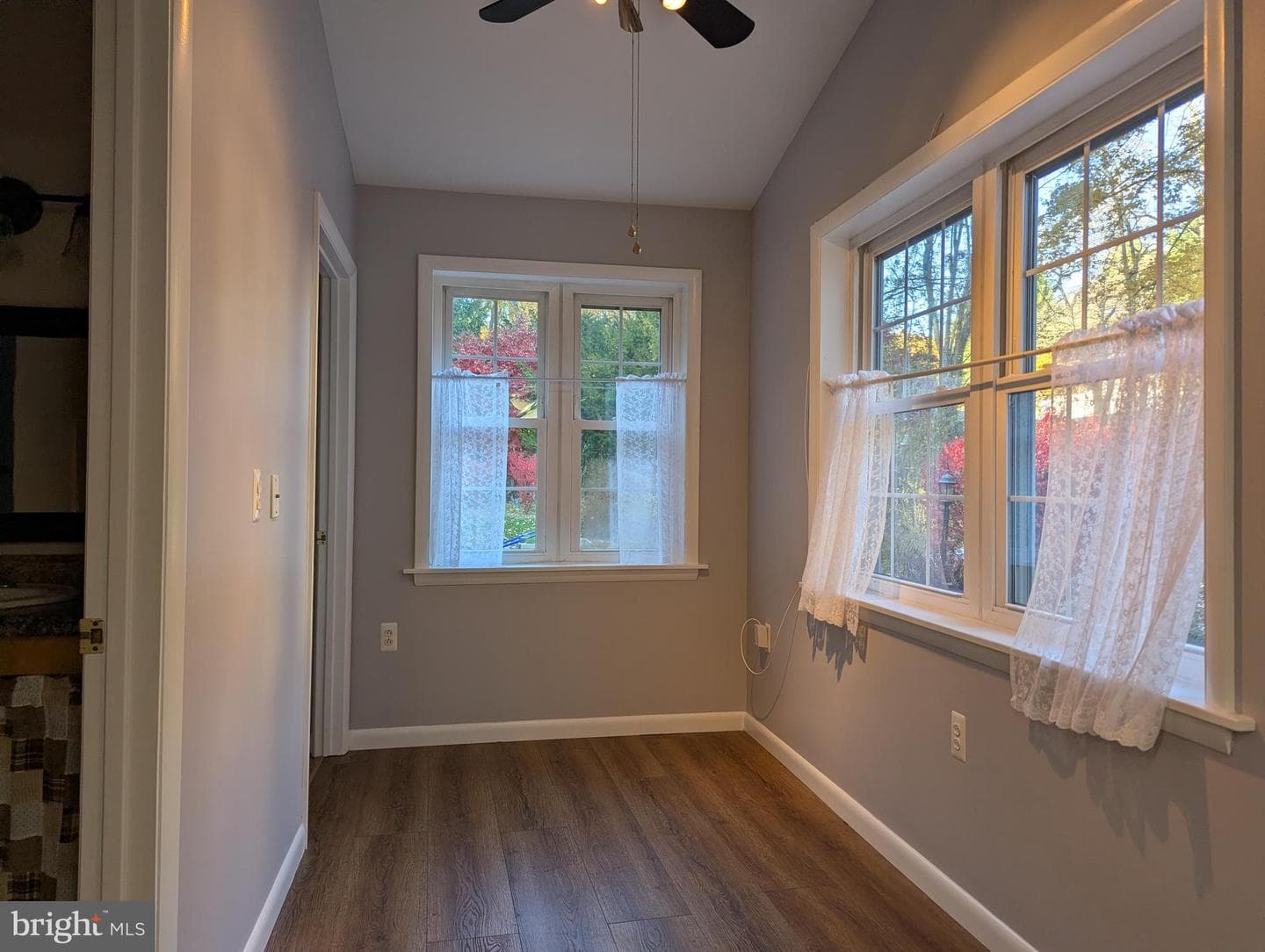 855 Water Street photo 14