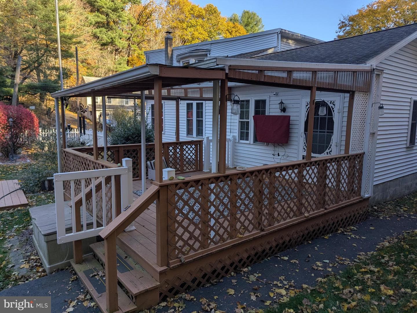 855 Water Street photo 2