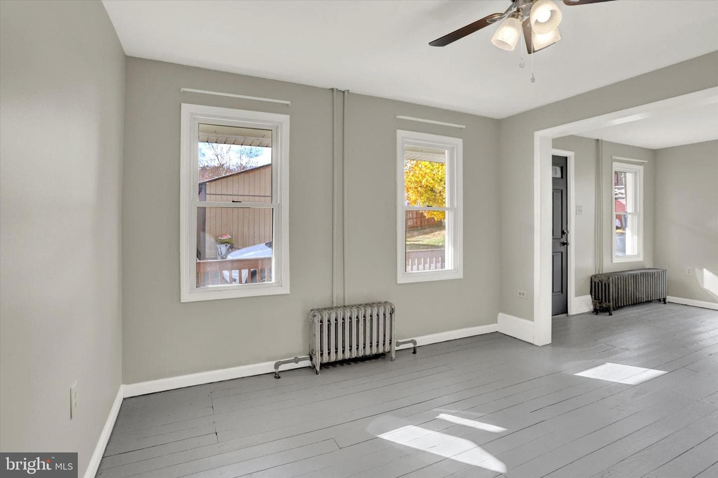 8 Columbia Avenue photo 10