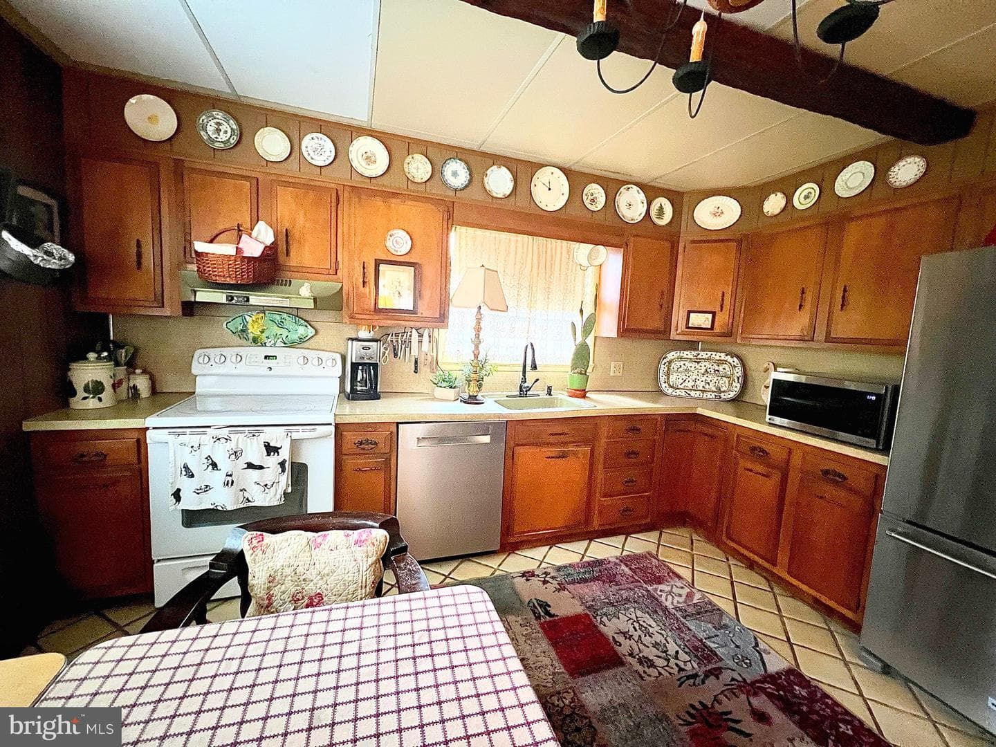 992 Fountain Street photo 14