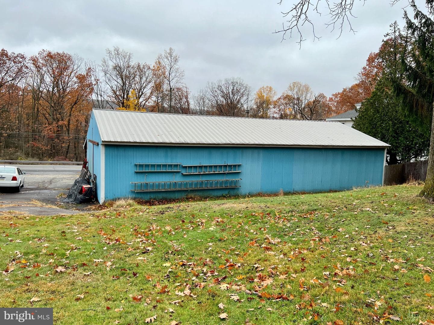 992 Fountain Street photo 36