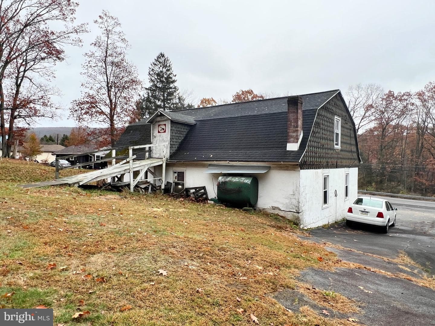 992 Fountain Street photo 37