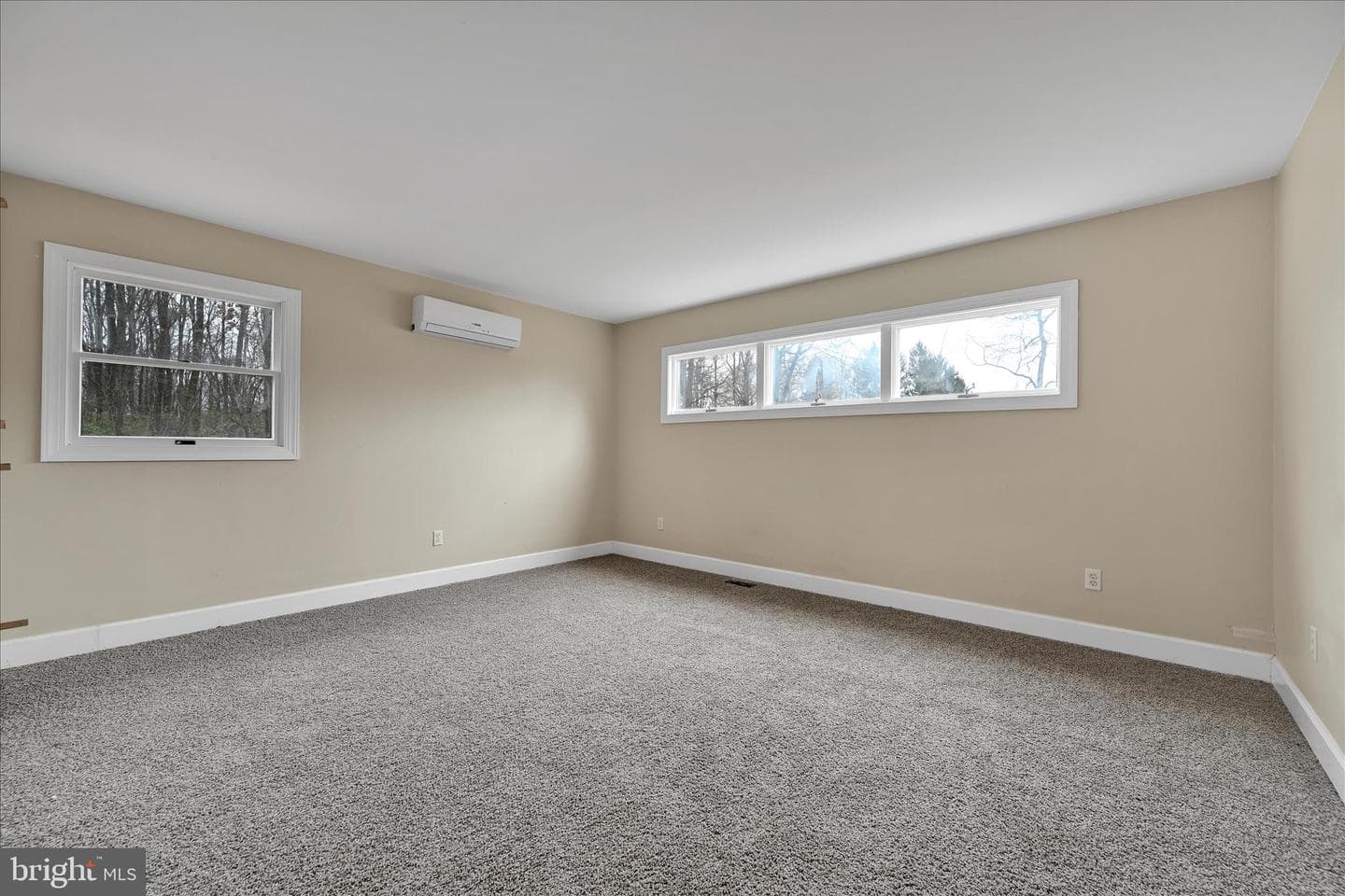 145 N Wylam Street photo 11