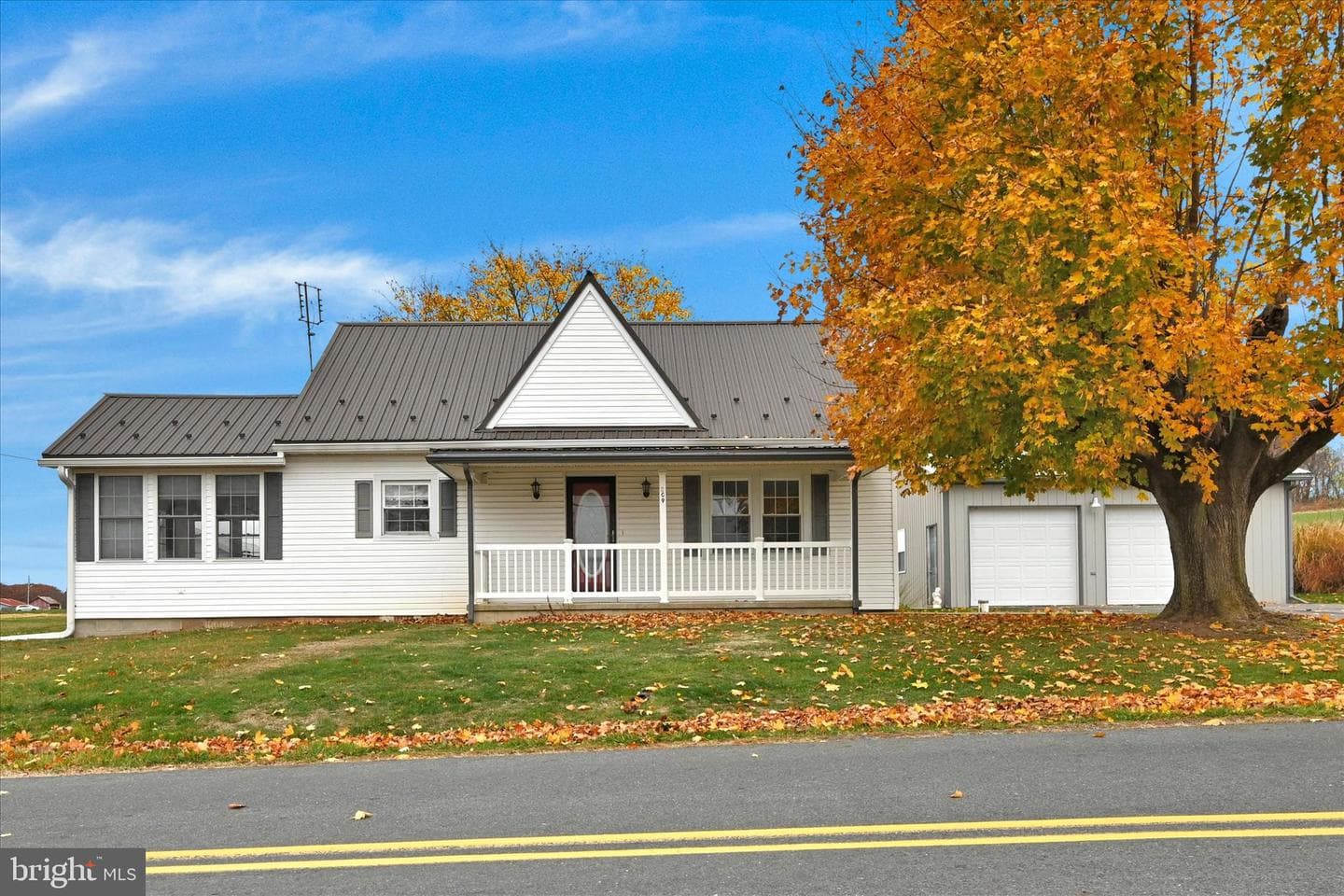 209 Ridge Road photo 2