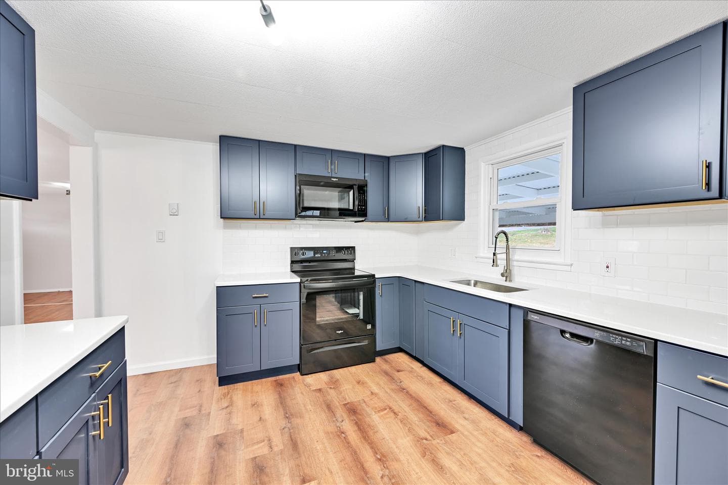 2200 S Spruce Street photo 13