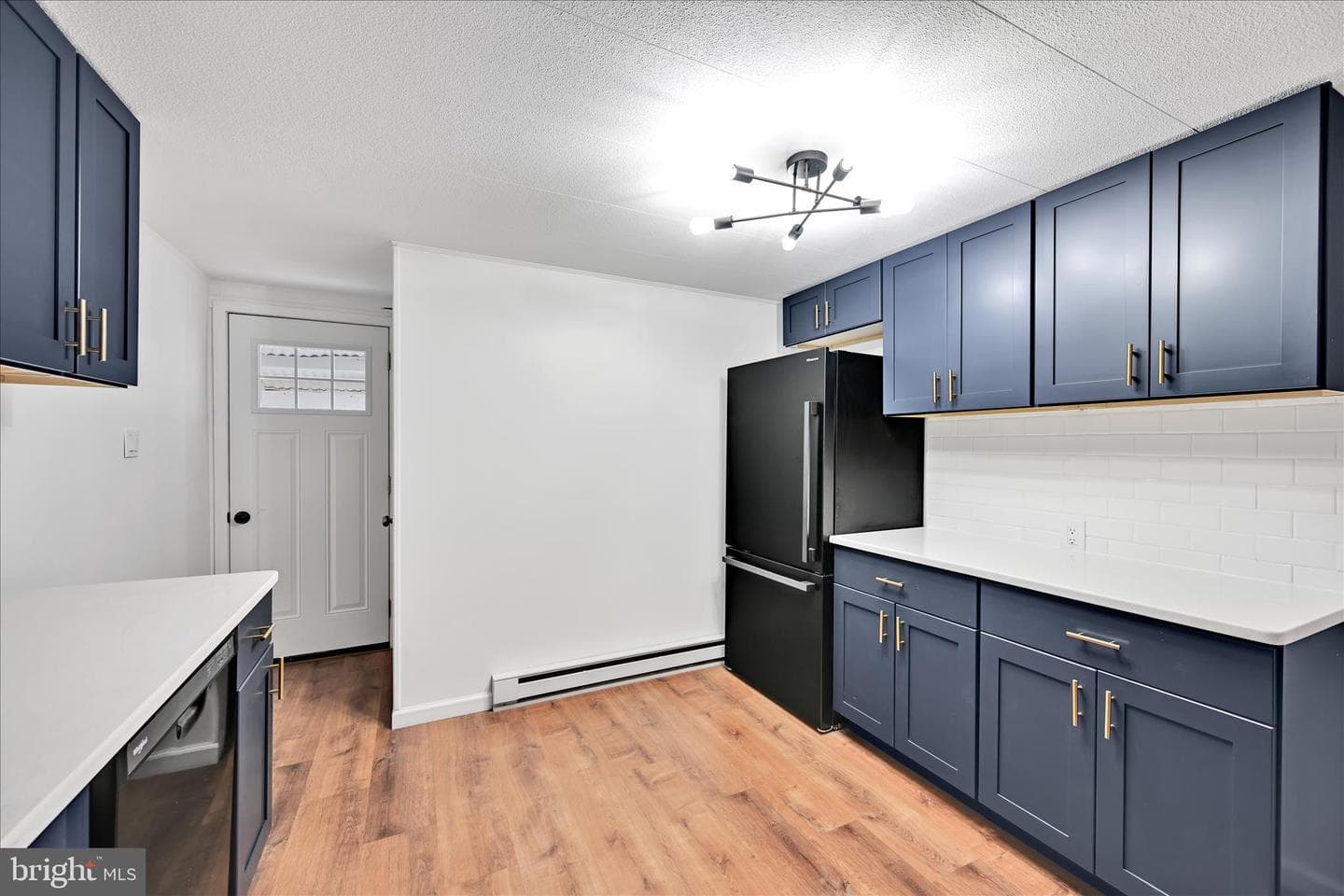 2200 S Spruce Street photo 14