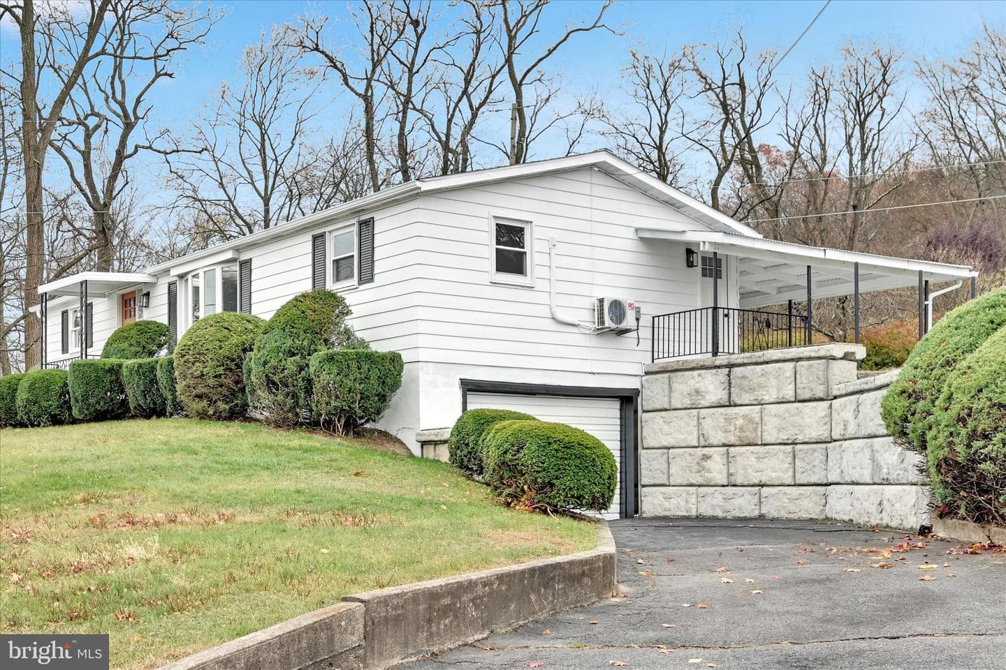 2200 S Spruce Street photo 4