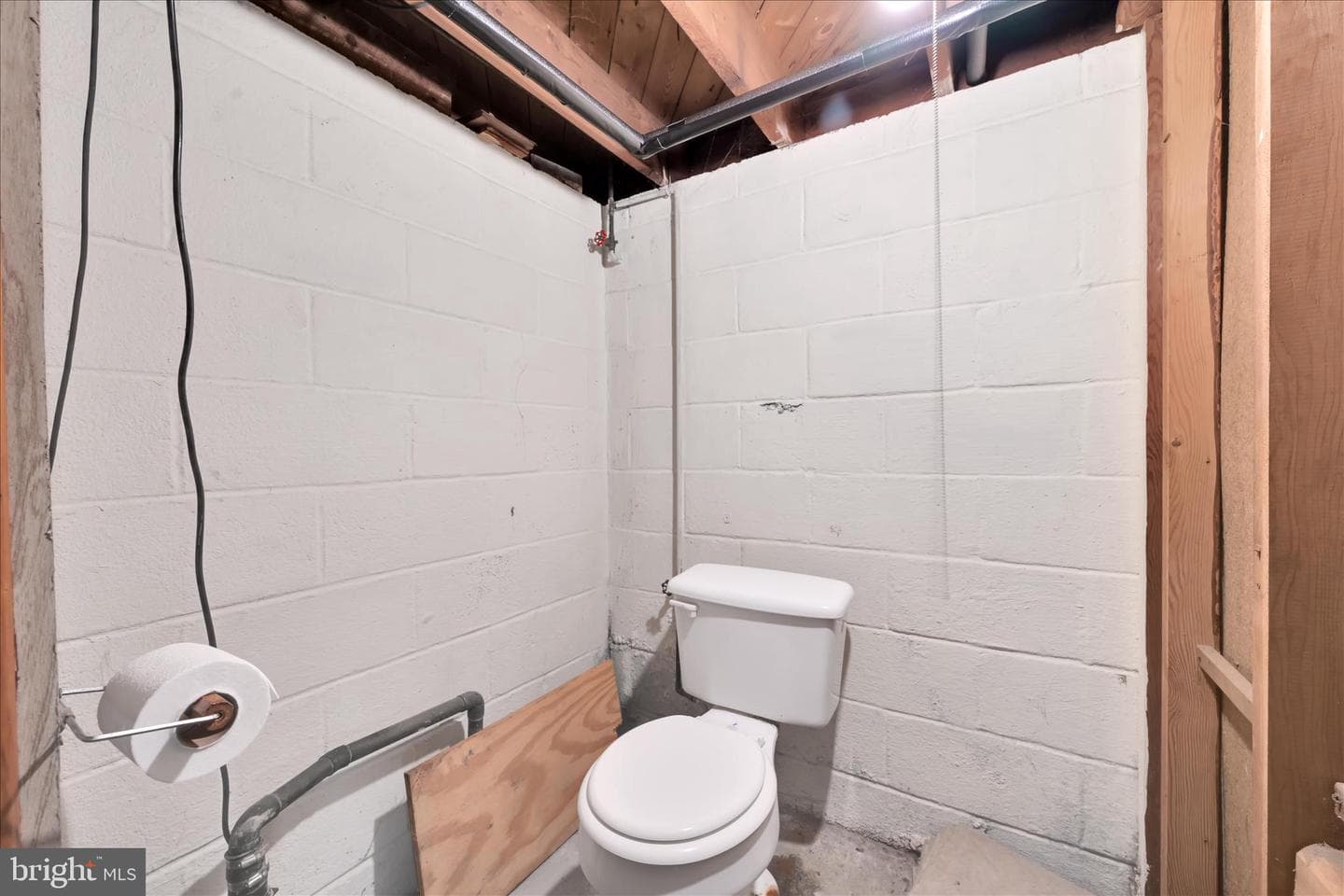 68 Center Avenue photo 18