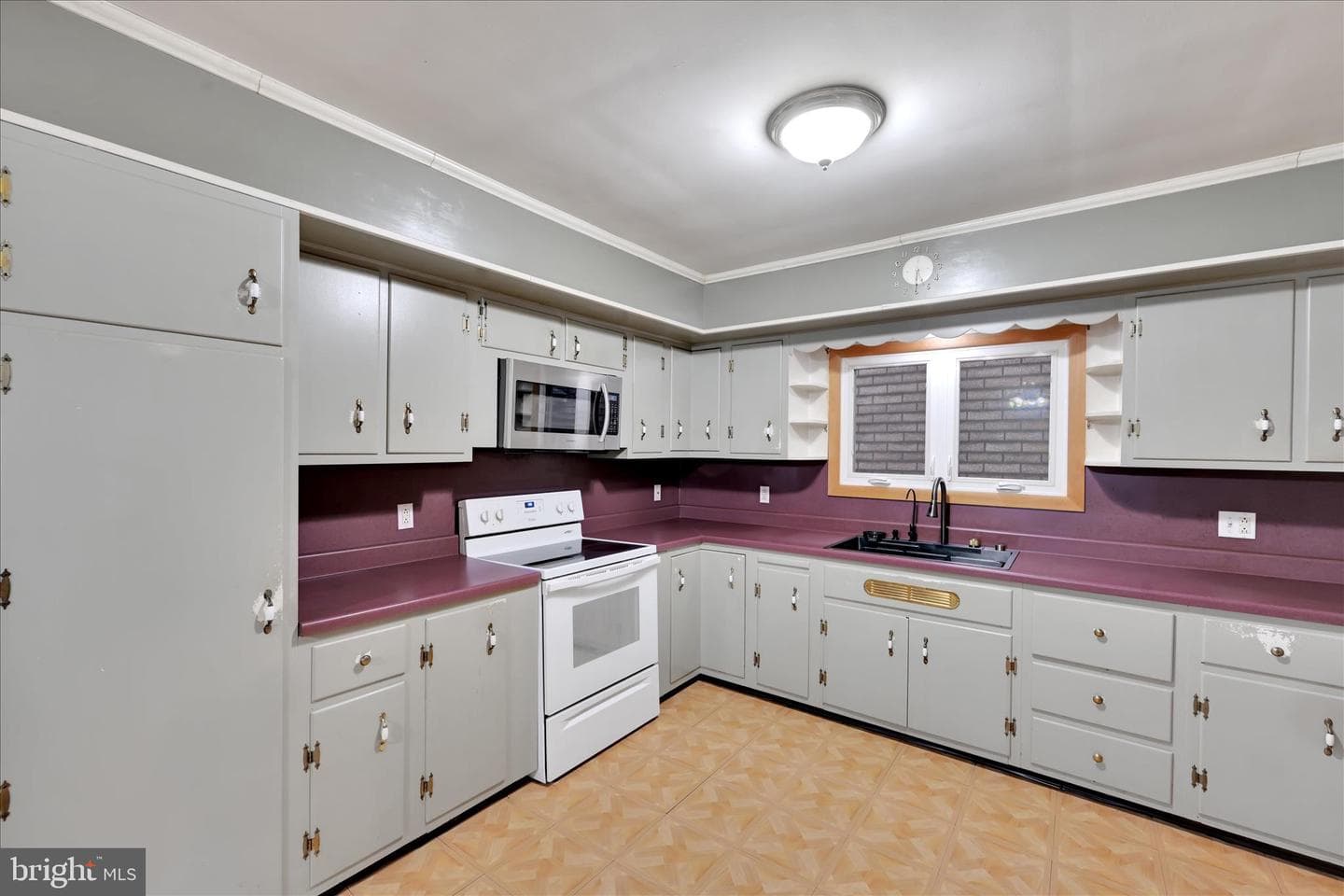 68 Center Avenue photo 6