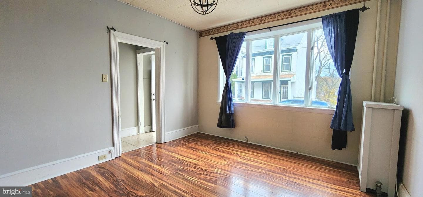 705 W Race Street, Pottsville