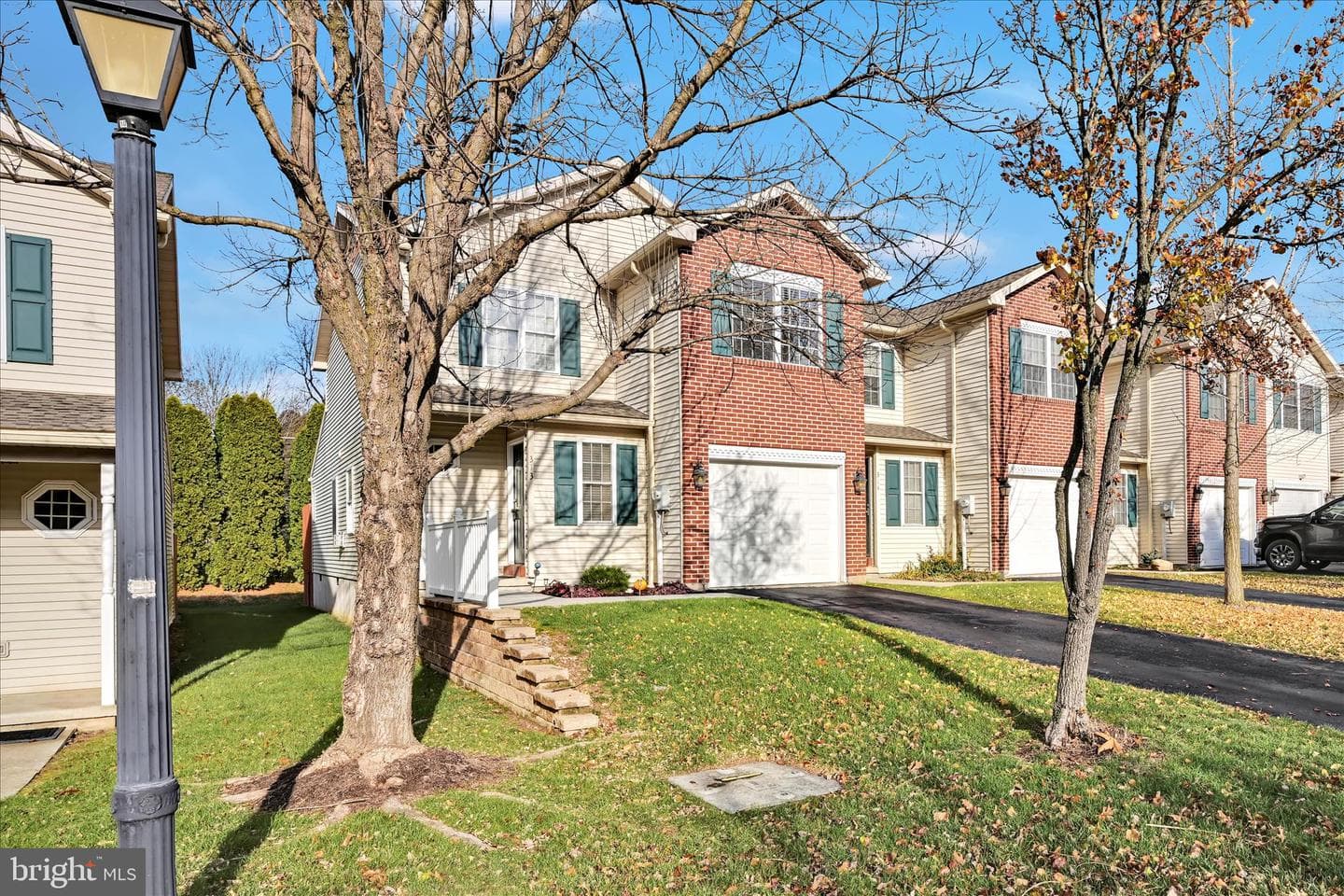 313 Lantern Green Way photo 2