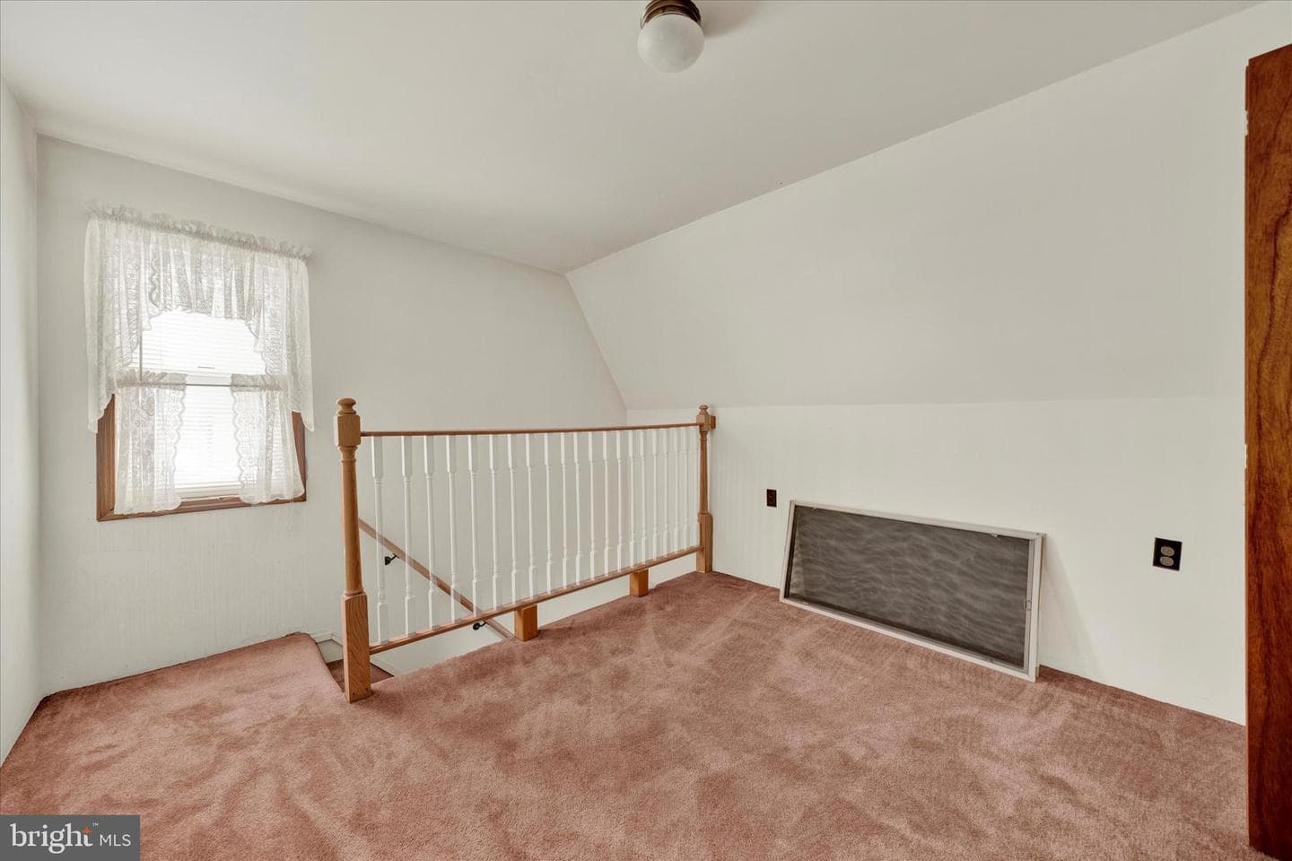 341 S Broad Mountain Avenue photo 18