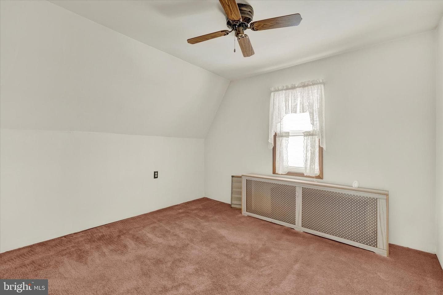 341 S Broad Mountain Avenue photo 19