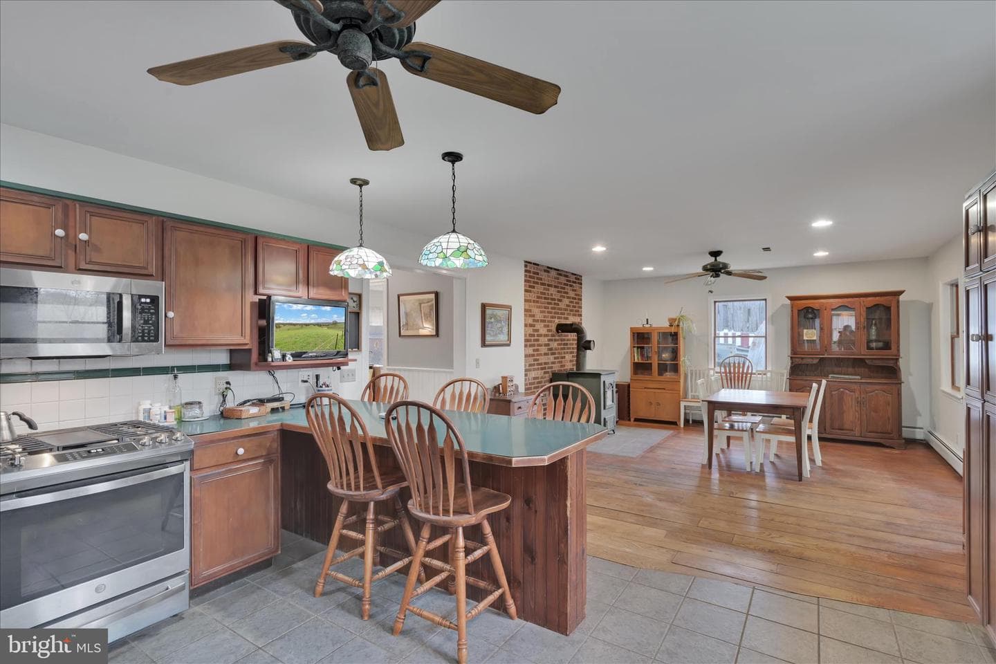 7 N Oak Lane photo 25