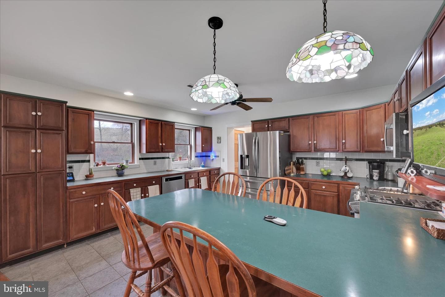 7 N Oak Lane photo 28