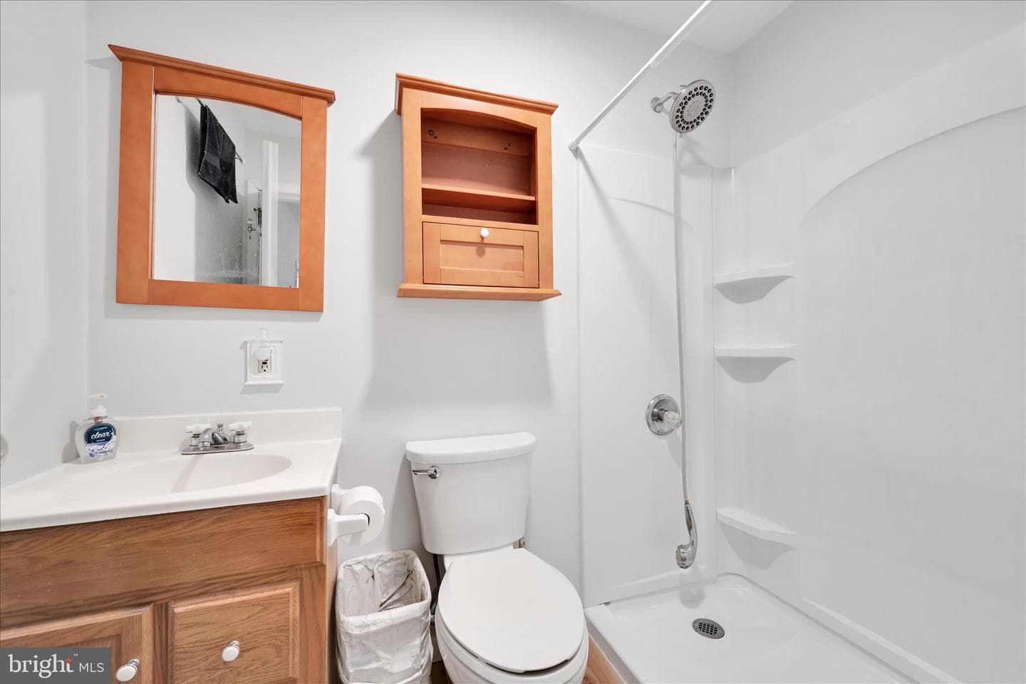 7 N Oak Lane photo 41