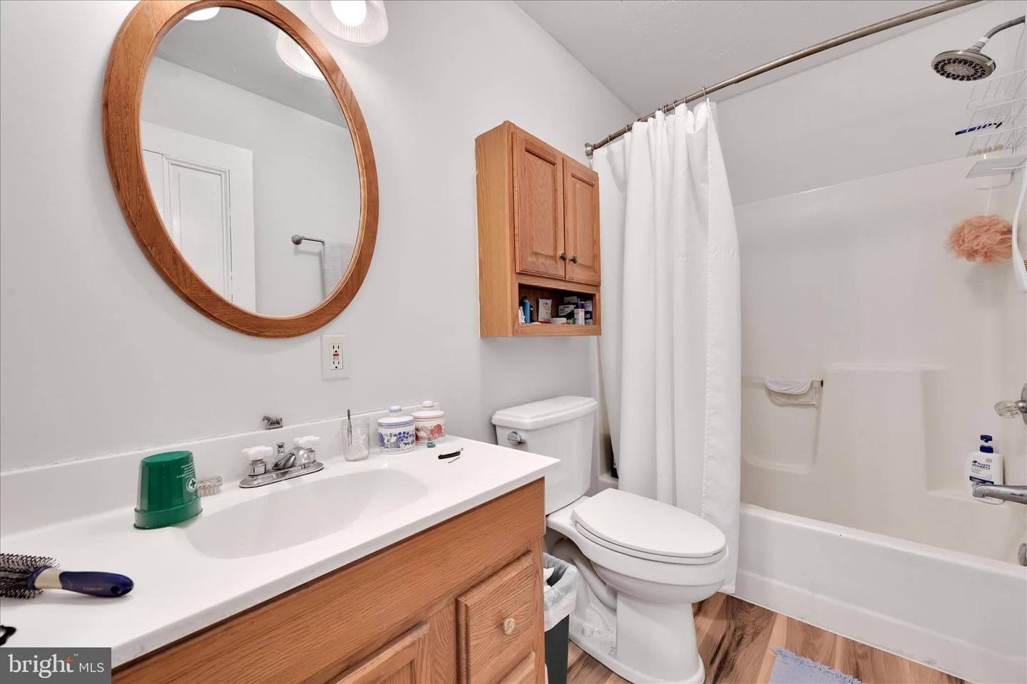 7 N Oak Lane photo 42