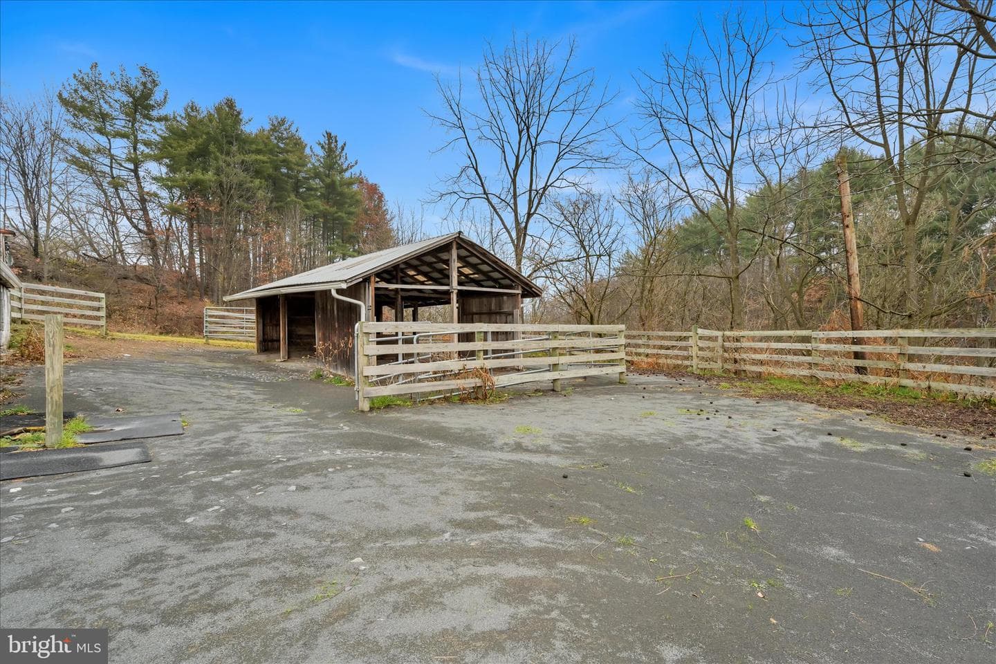 7 N Oak Lane photo 97
