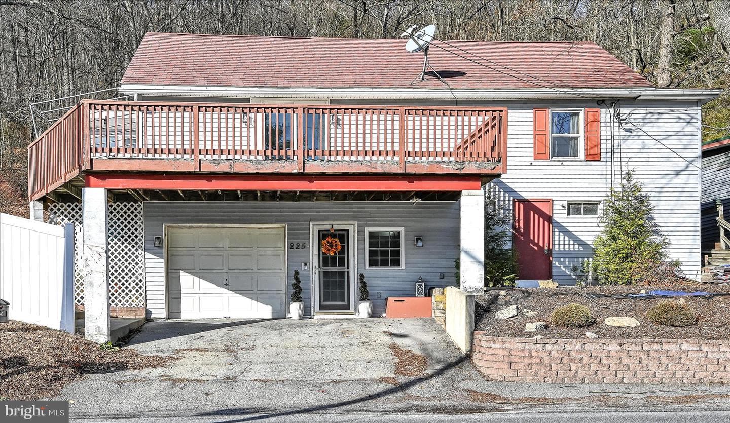 225 Owl Creek Road photo 4