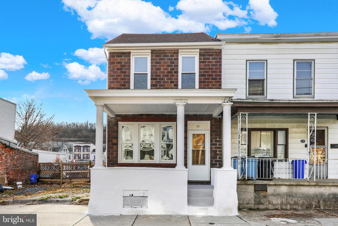 32 S Front Street