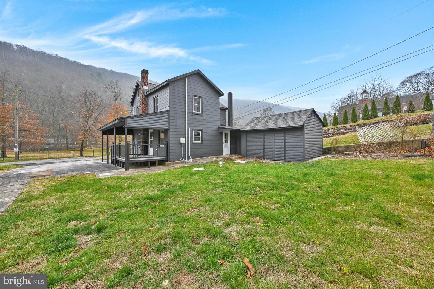 1021 Schuylkill Street photo 3