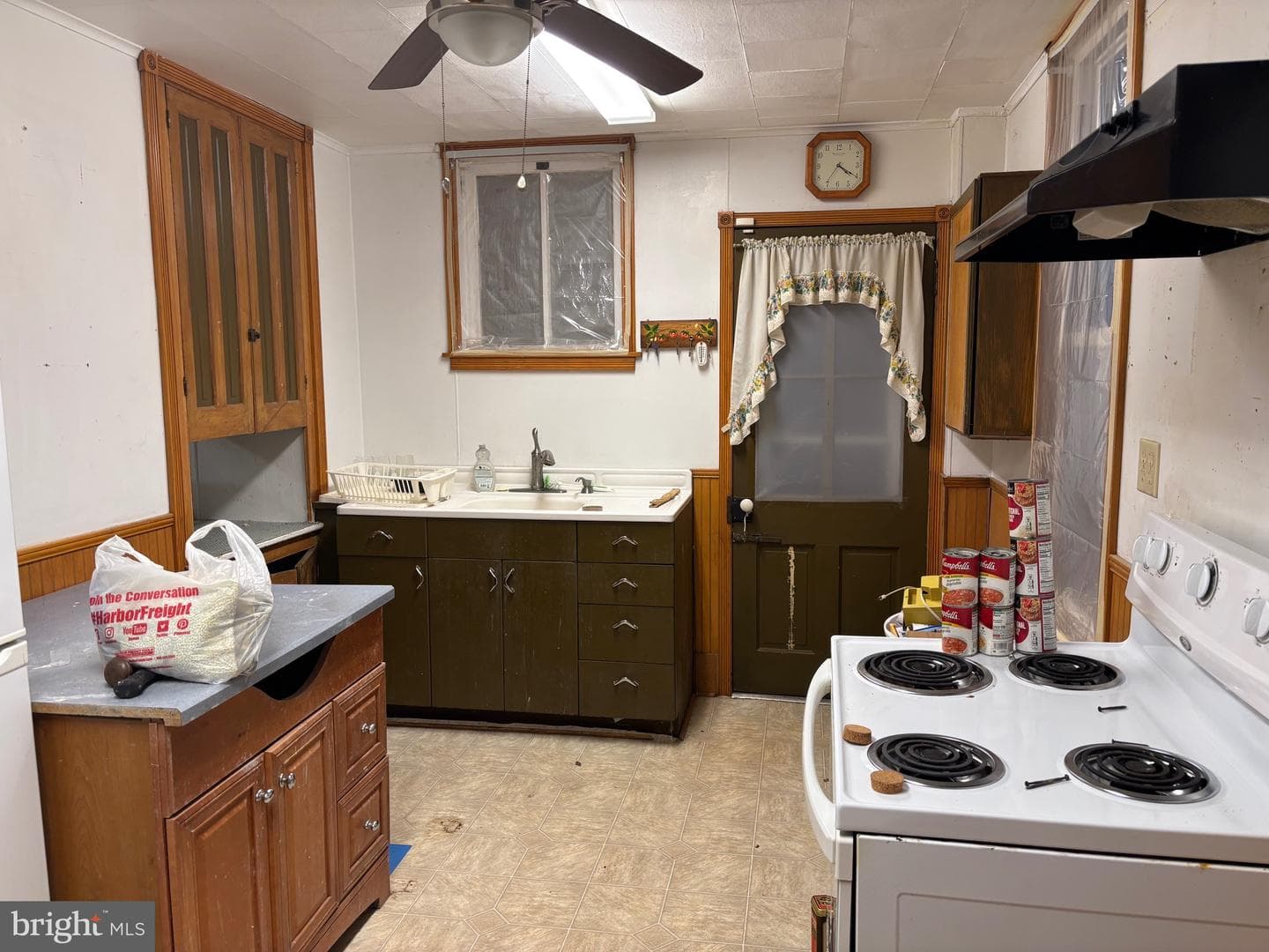 235 Chestnut Street photo 7