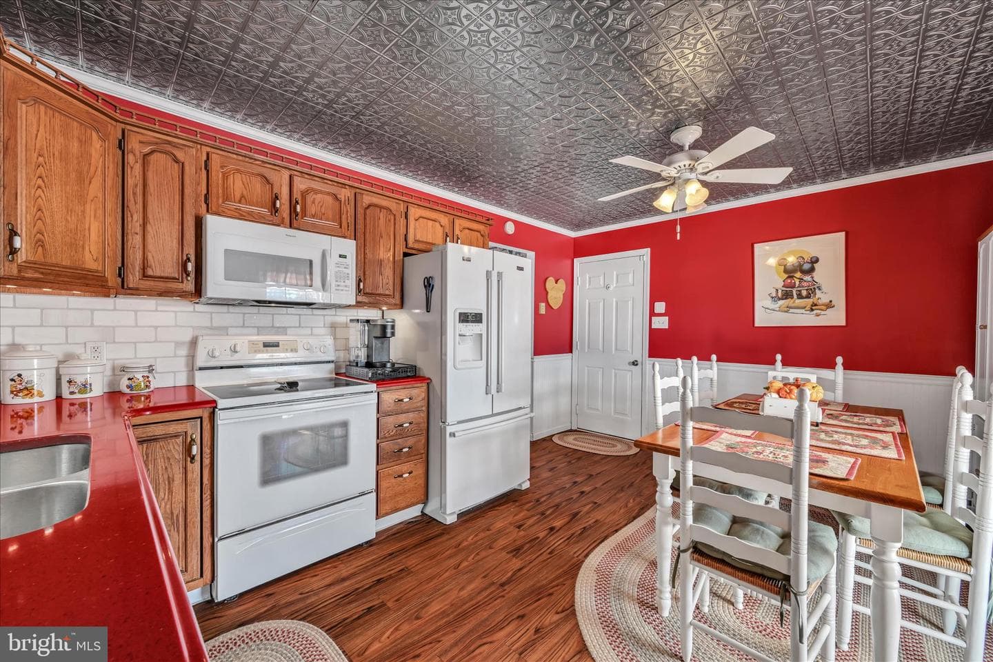 612 Orchard Avenue photo 14