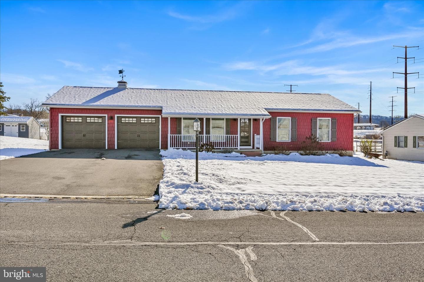 612 Orchard Avenue photo 3