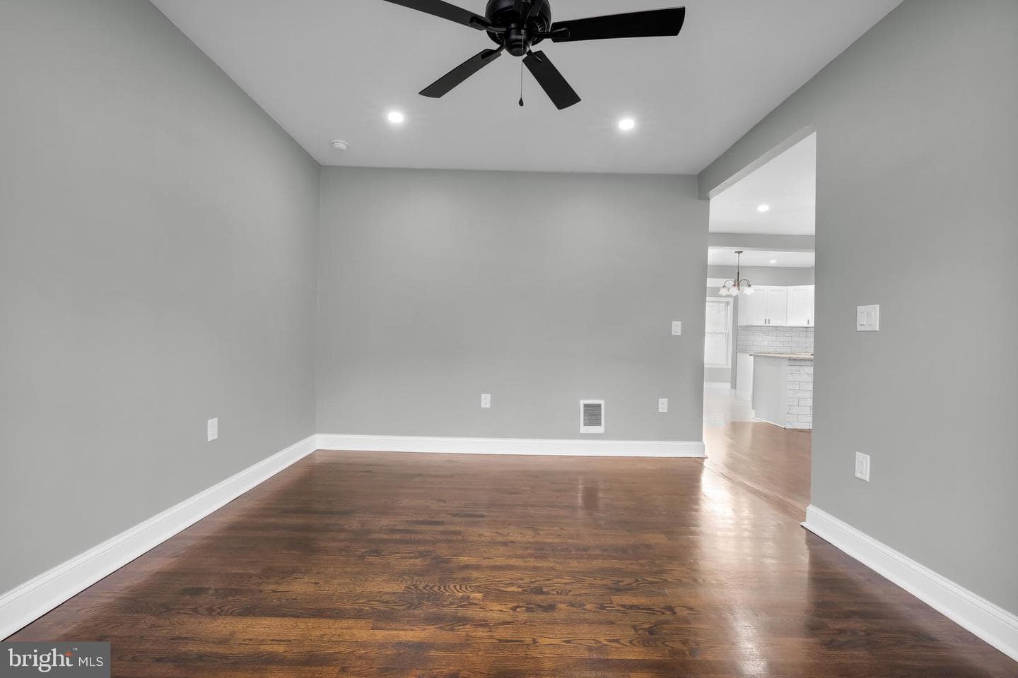504 Pine Street photo 10