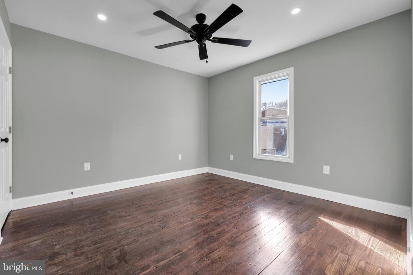 504 Pine Street photo 20