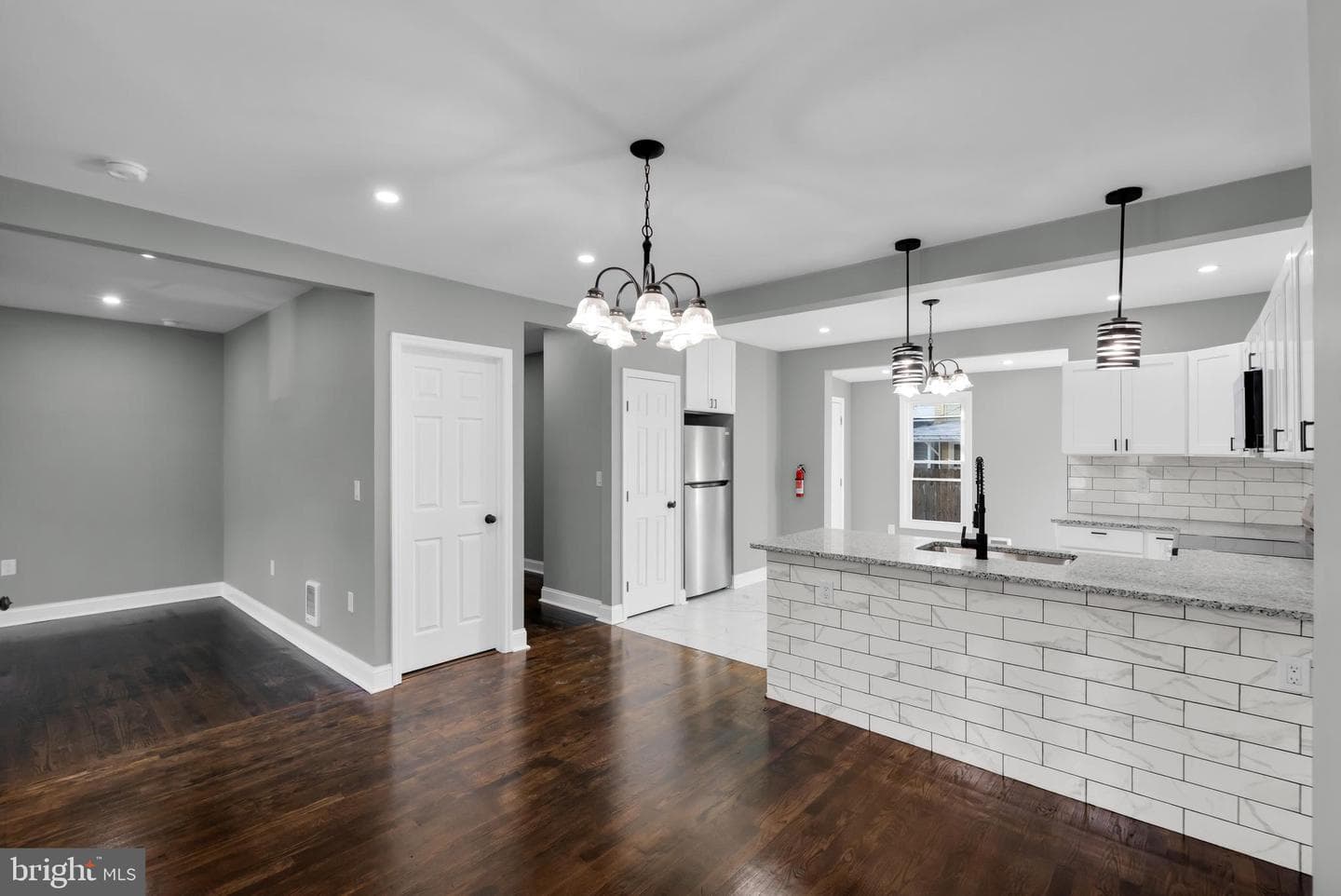 504 Pine Street photo 4