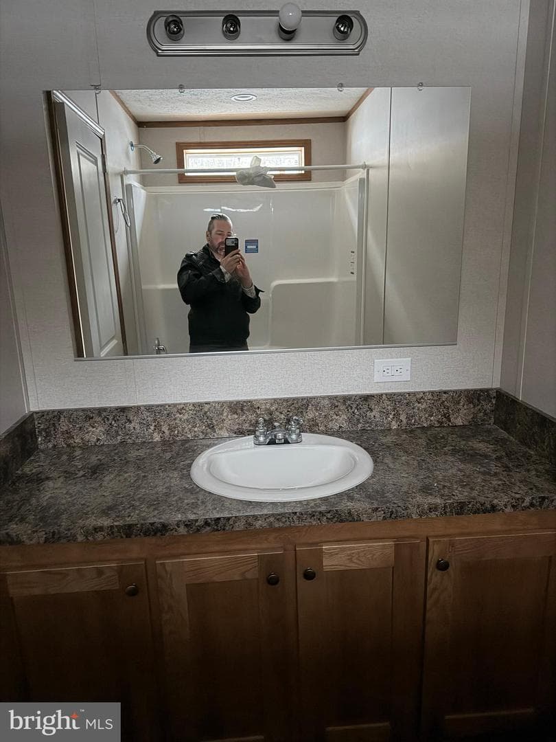 6 Fidler Court photo 10