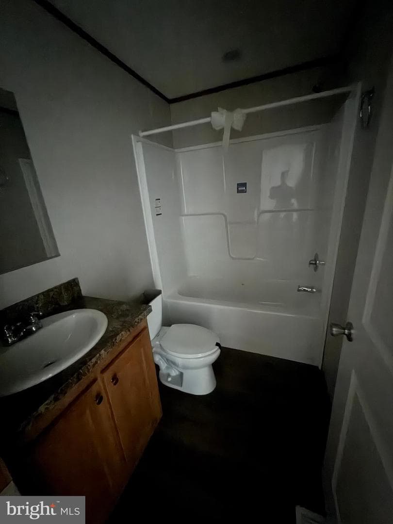 6 Fidler Court photo 13