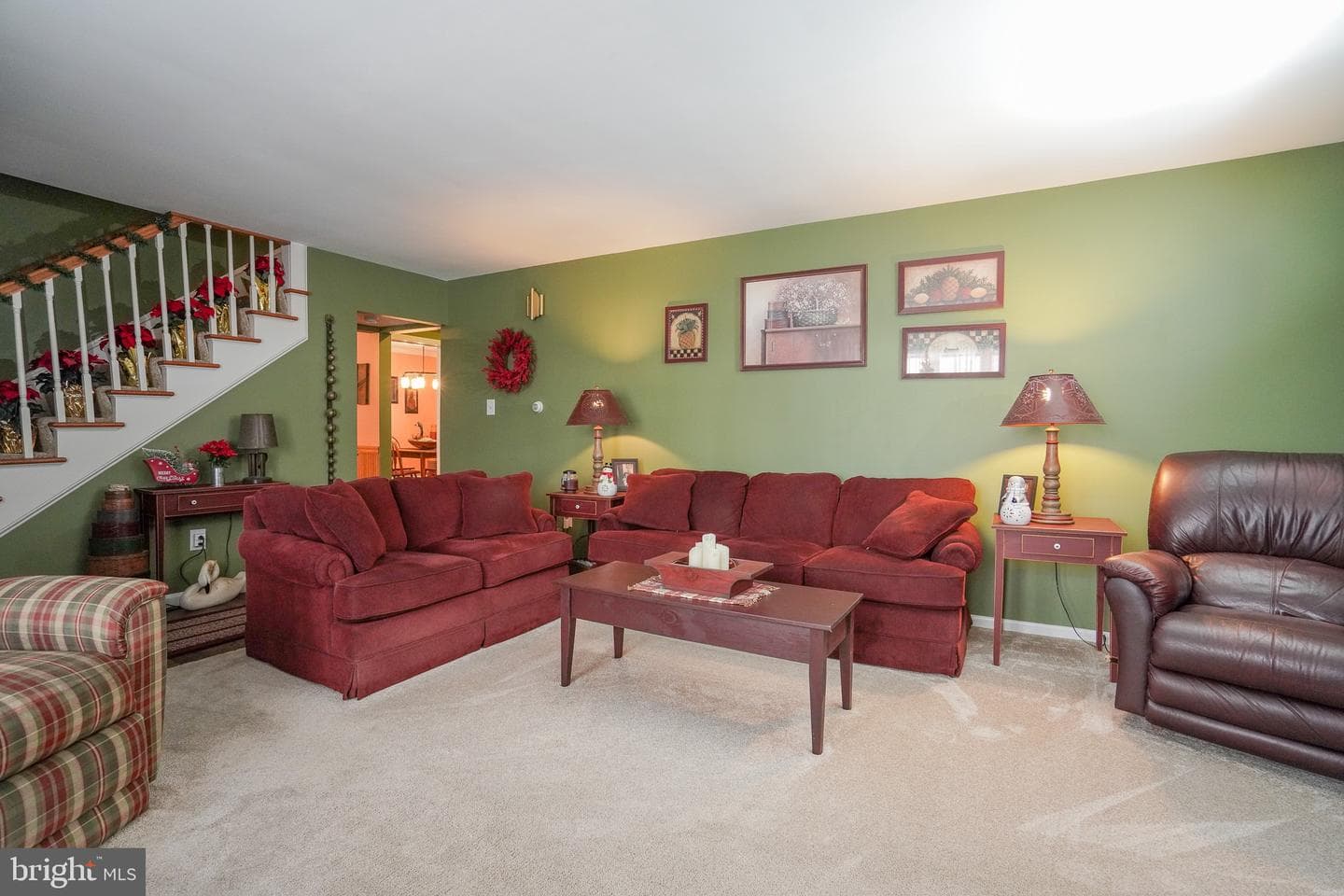 120 Ave E photo 26